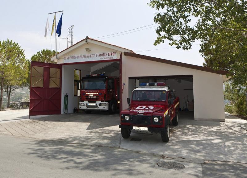 пожарные на Кипре