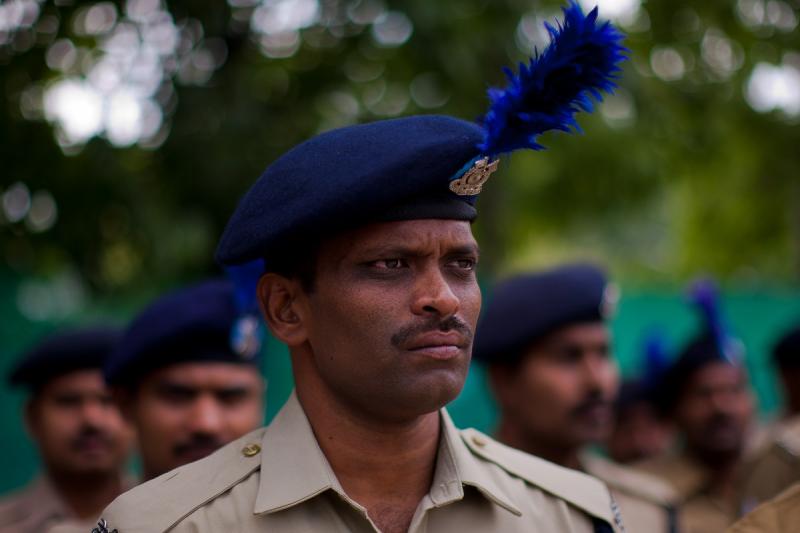 полицейские в индии