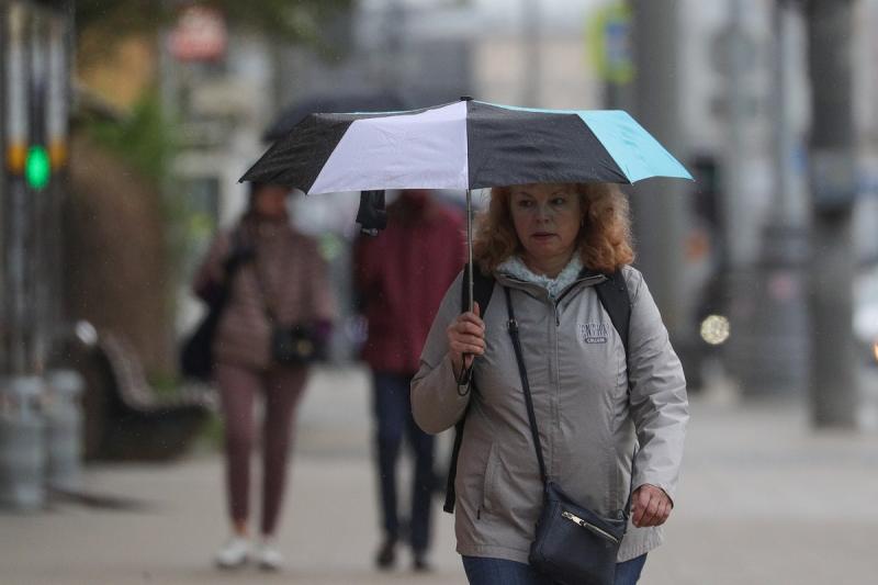 женщина с зонтом