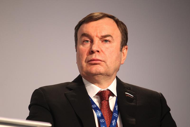 Виктор Зубарев