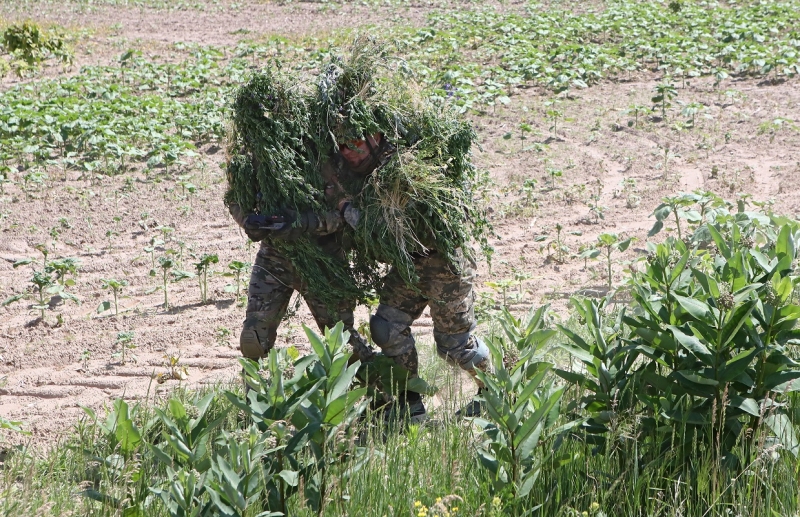 украинские военные