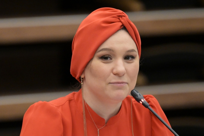 Минуллина возмутилась зарплатой министров Татарстана