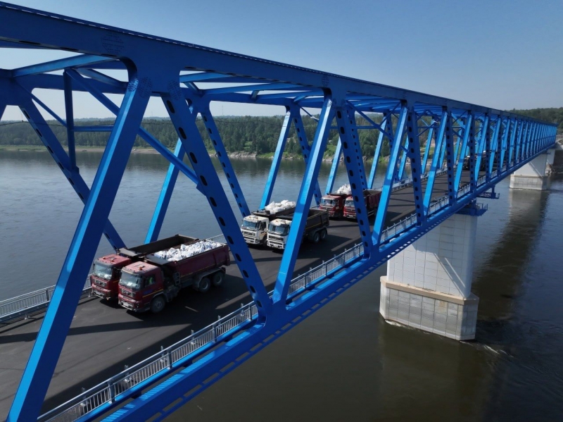 Строительство моста идет по линии нацпроекта «Безопасные качественные дороги»