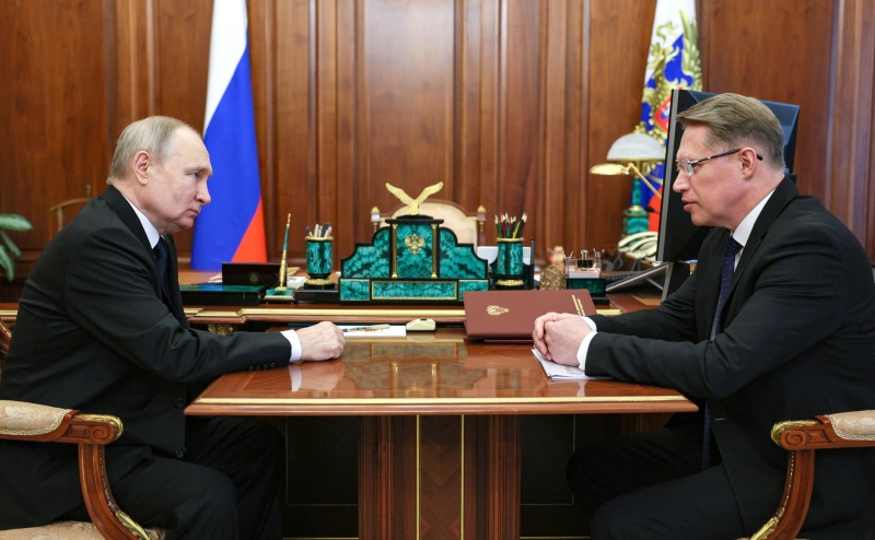 Владимир Путин и Михаил Мурашко