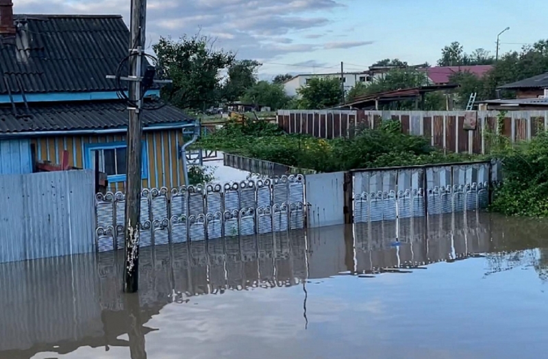 Жилой дом в воде