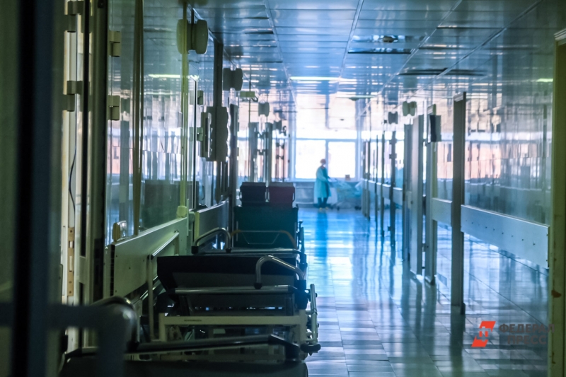 Центральную больницу Геническа отремонтируют раньше срока