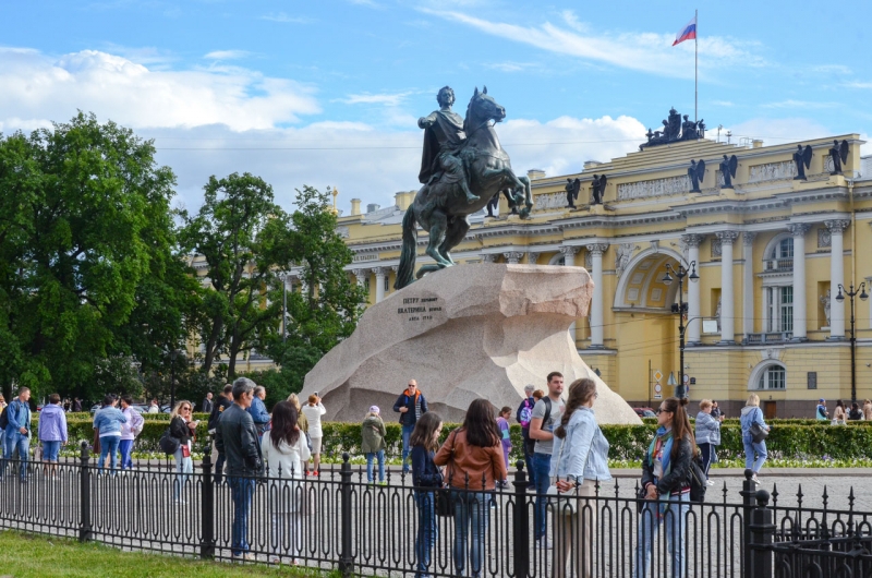 Питер для туристов 2022. День туризма 2022 в Санкт-Петербурге.