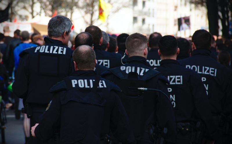 немецкие полицейские