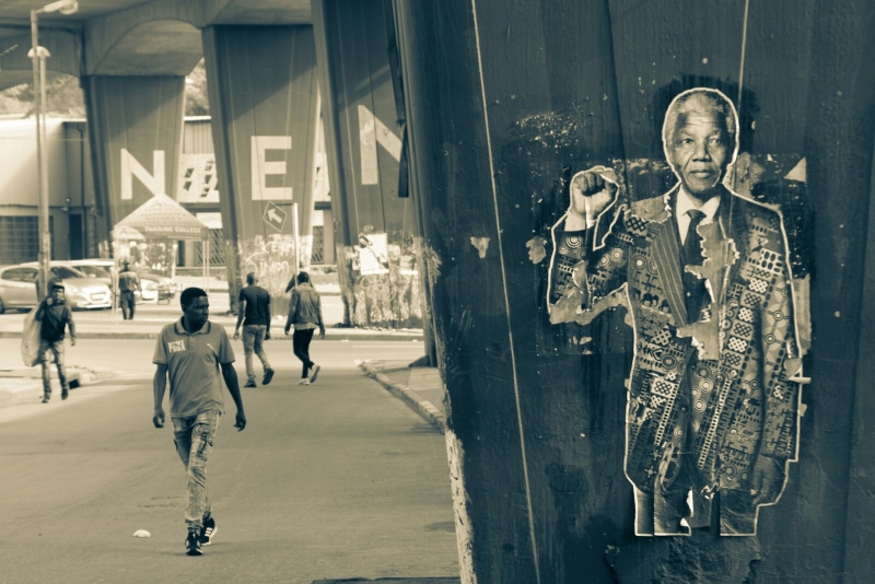 Граффити с Нельсоном Манделой