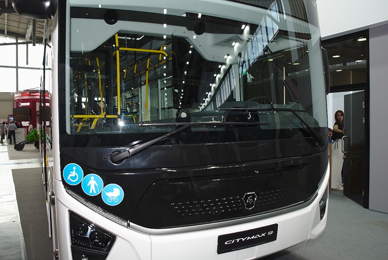 Автобус на выставке Иннопром