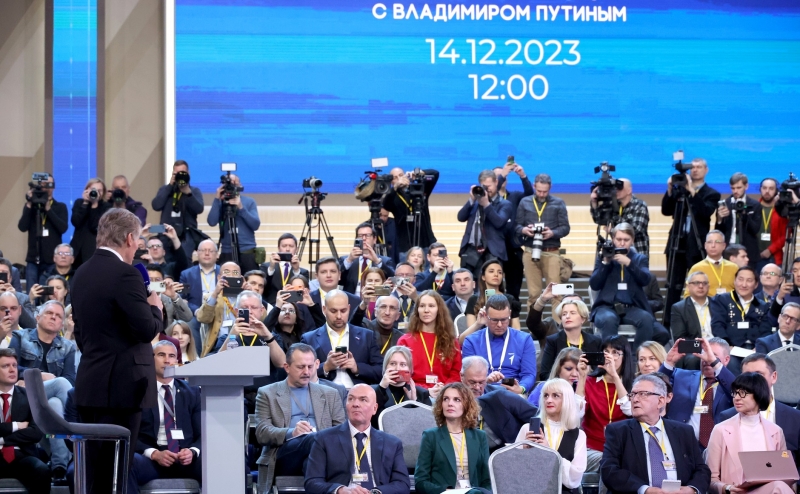 Владимир Путин отвечал на вопросы более четырех часов