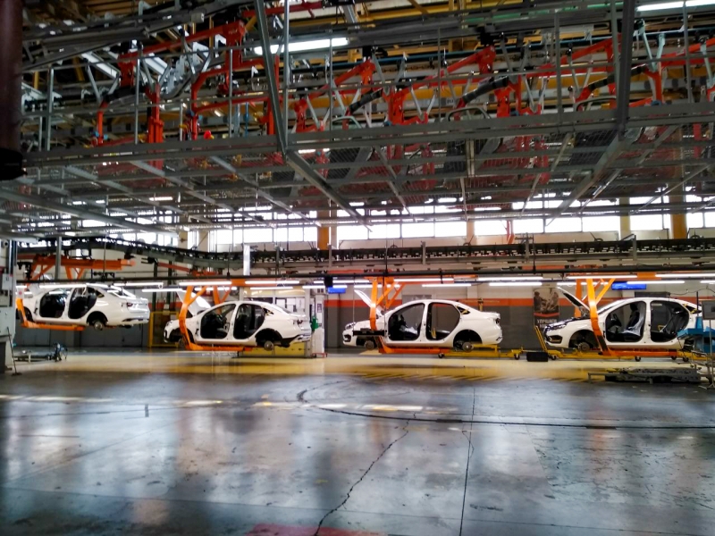 На калининградском заводе АВТОТОР в 2023 году начали выпуск автомобилей четырех брендов