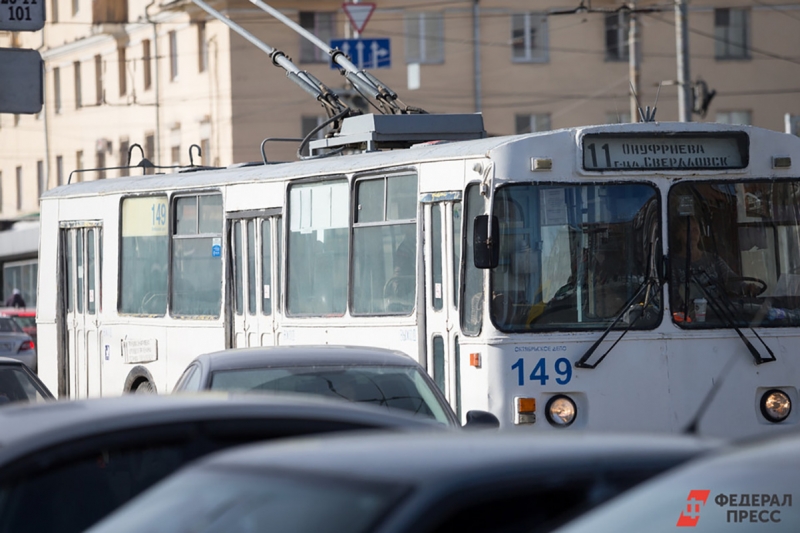 В Екатеринбурге было нарушено движение троллейбусов