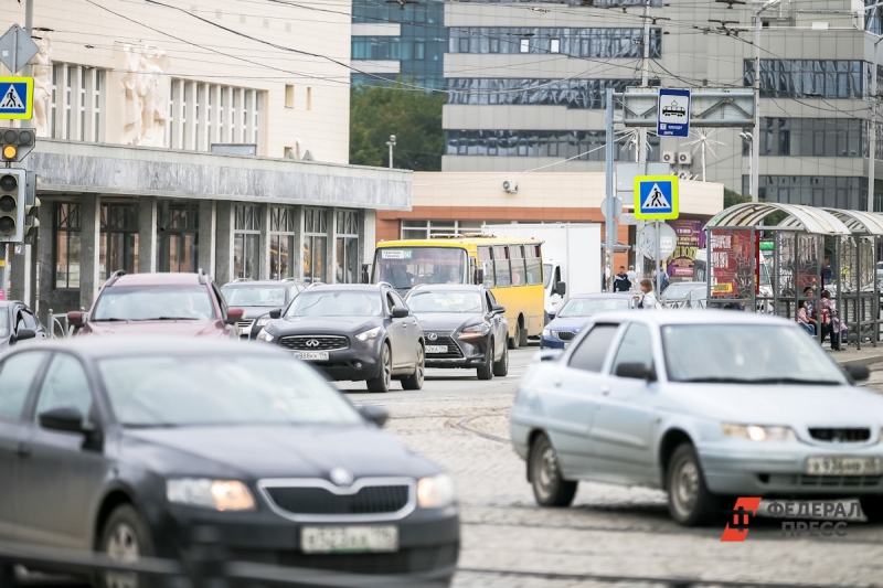 Депутатов будут возить в аэропорты