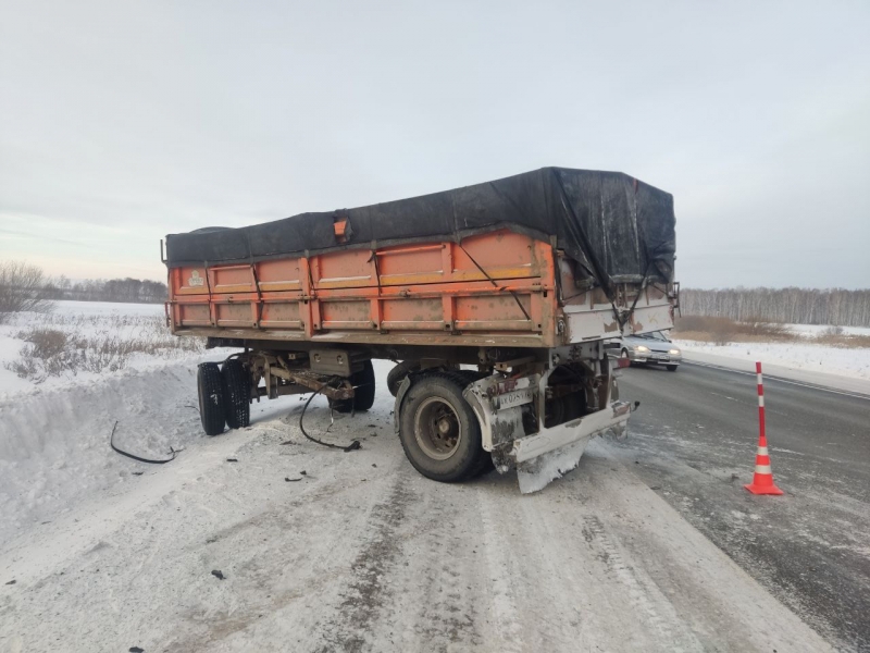 На тюменской трассе насмерть разбился омич