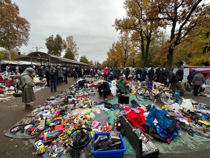 Периодические проигрыватели заводят для привлечения покупателей