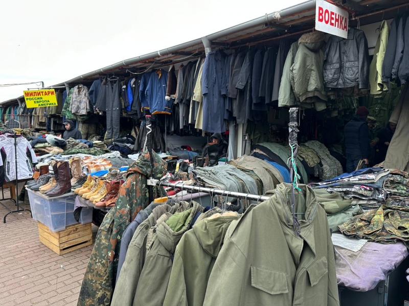 Периодические проигрыватели заводят для привлечения покупателей