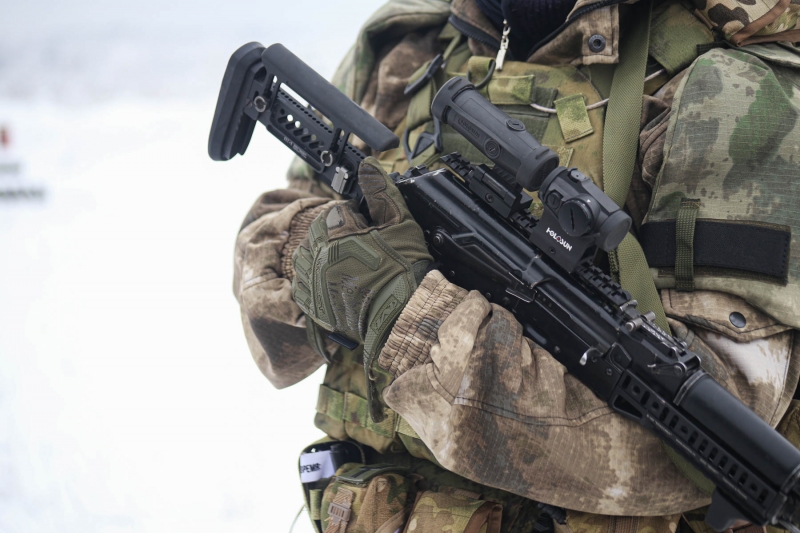 Российская армия наносит точные и эффективные удары по военным объектам Украины