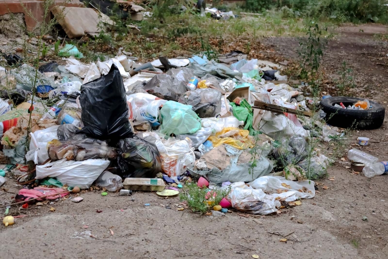 В Буйнакске много мусора