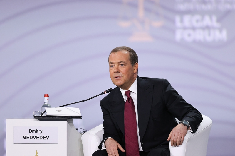 Заместитель председателя Совбеза России Дмитрий Медведев