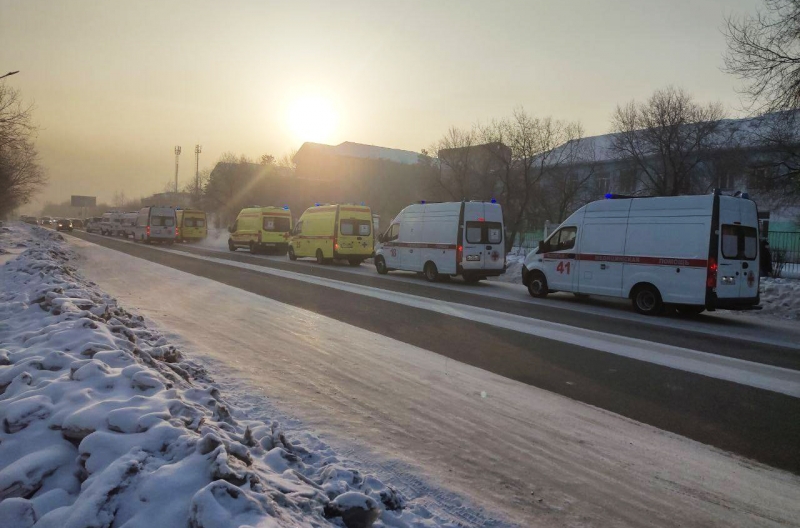 В специализированный ожоговый центр Краевой государственной клинической больницы перевозят 8 пострадавших