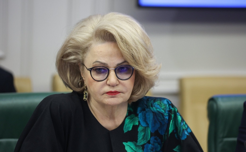 Депутат Нина Останина