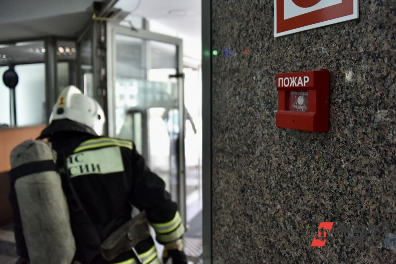 Пожарные прибыли на место происшествия