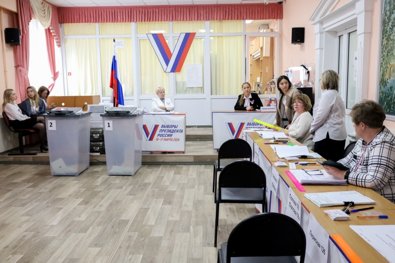Россияне могут отдать свой голос в избирательных участках или онлайн