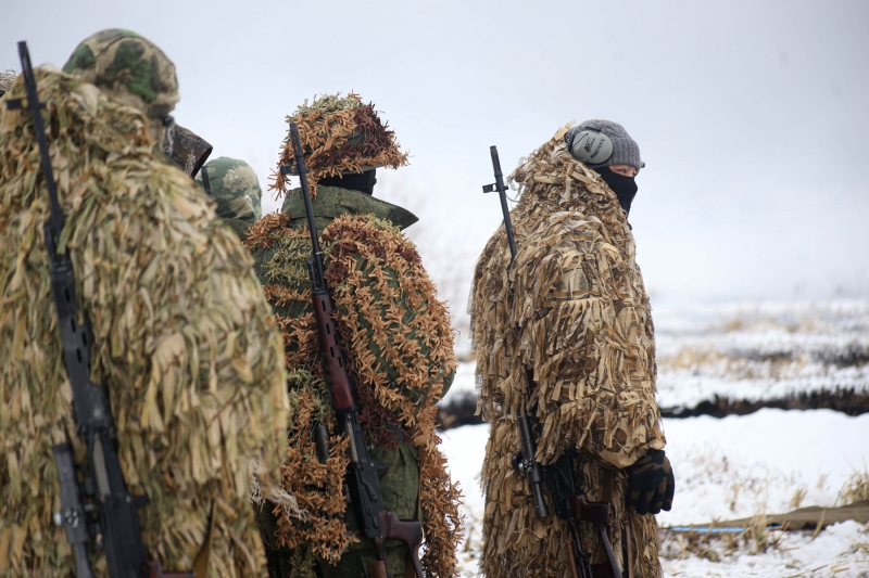 Военнослужащие РФ несут службу на фронте