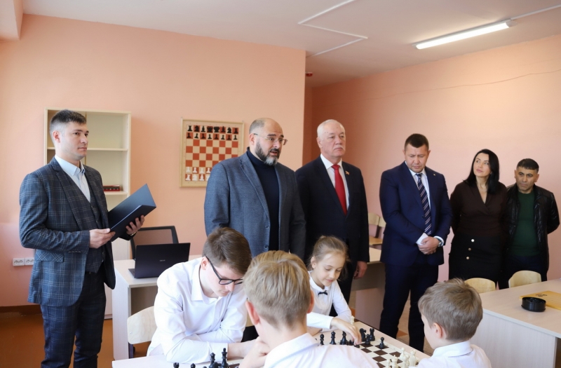 Во Владивостоке открыли шахматный класс