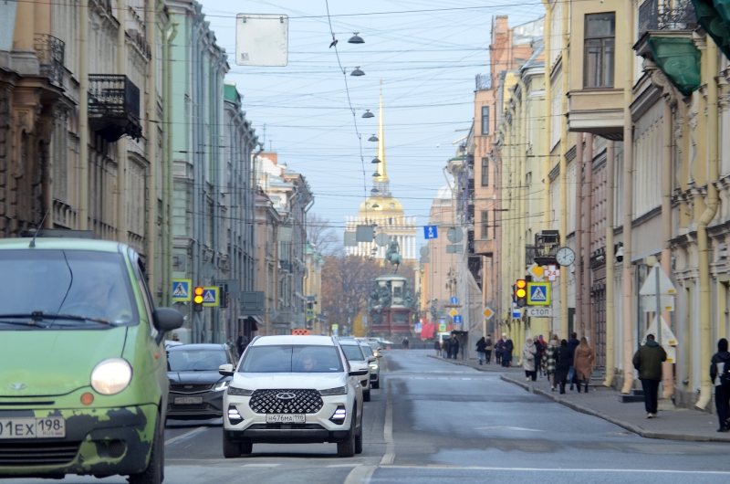 Улица в Петербурге