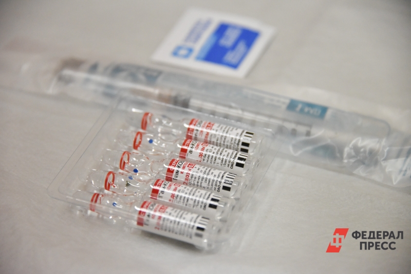 Свердловчане могут получить бесплатную вакцину от клеща