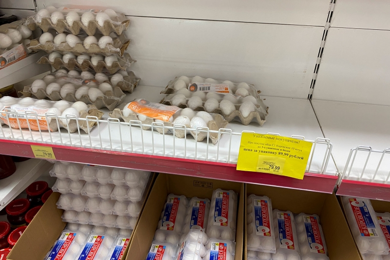 Цена на яйца снизится всего на 5 % в летний период, а к осени снова увеличится