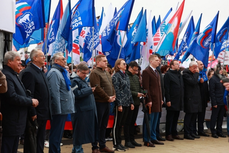 Митинг прошел на закрытой территории под охраной Росгвардии и полиции