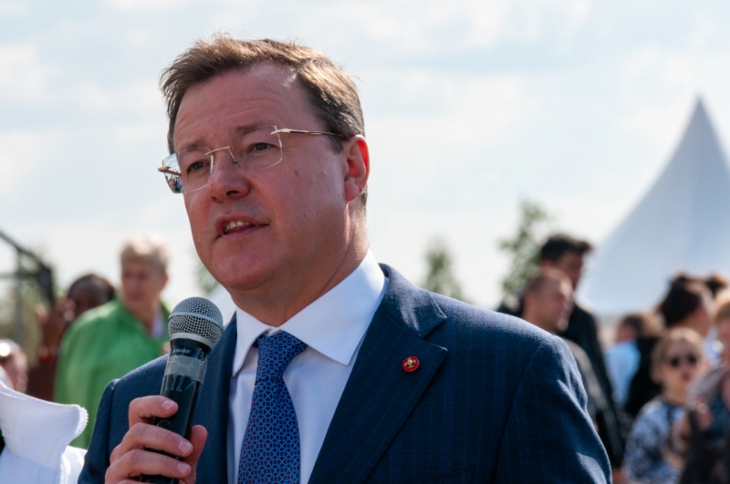 Азаров выразил благодарность всем зрителям и участникам фестиваля