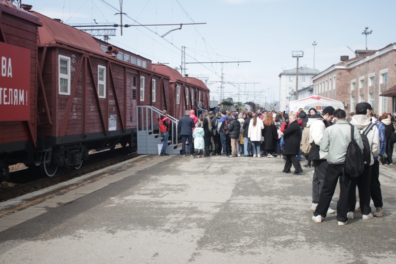 В Пермь прибыл ретропезд, посвященный Великой Отечествоенной войне