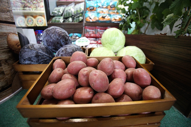 Картофель в магазине