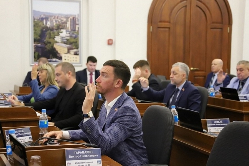 Депутаты Думы приняли поправки в бюджет города