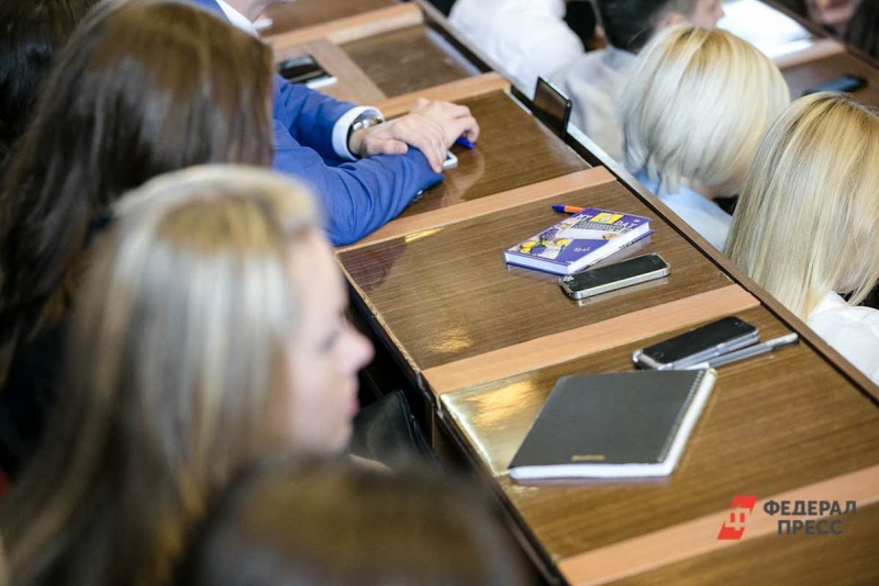 Популярность среднего образования в России с каждым годом растет