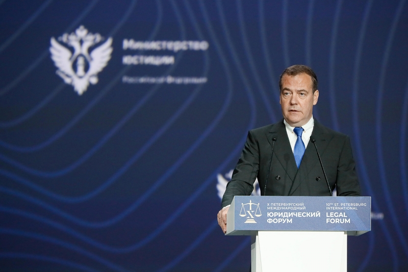 Заместитель председателя Совета безопасности России, глава партии «Единая Россия» Дмитрий Медведев