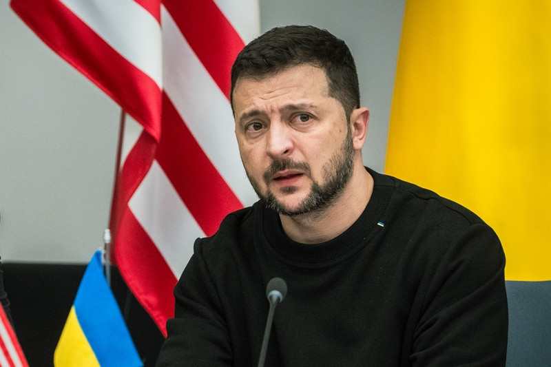 Украинский блогер обвинил Зеленского в бедственном положении страны