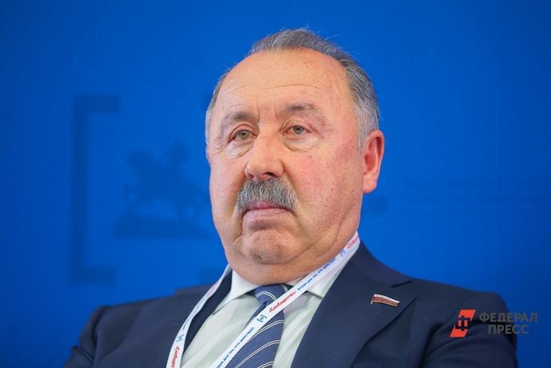 Валерий Газзаев