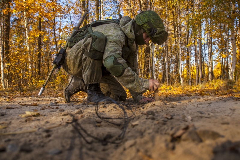 Военнослужащий