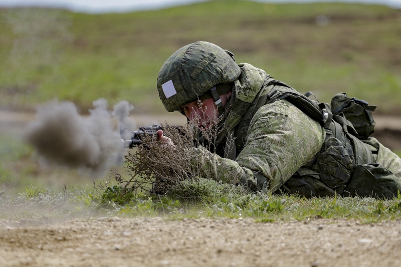 Военнослужащий