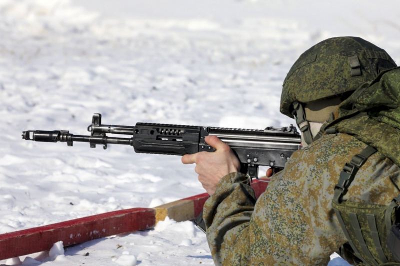 Военнослужащий