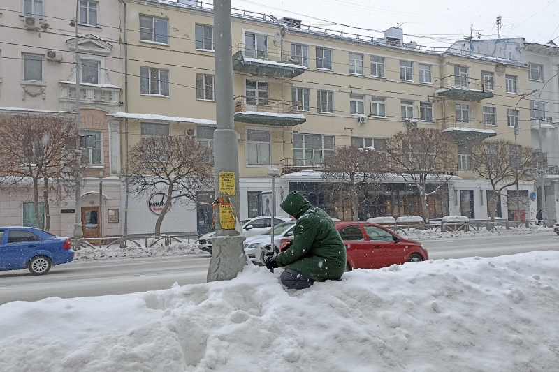 Сугробы на улице