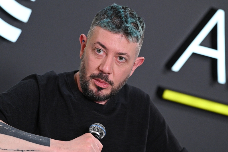 Артемий Лебедев