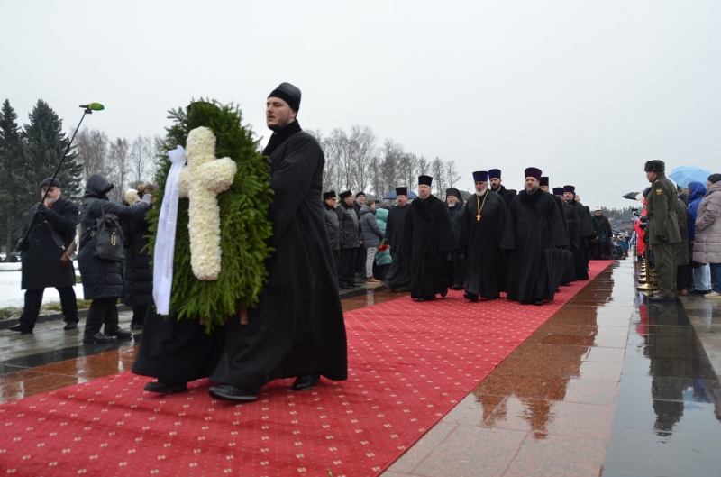 Главными участниками церемонии стали ветераны Великой Отечественной войны и блокадники