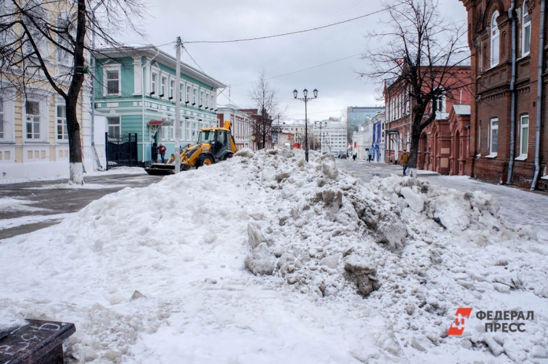 Из-за непогоды закрыты зимники Ямала и Югры