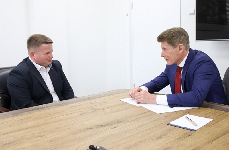 Алексей Ефимов рассказал о службе и работе в правительстве Приморского края